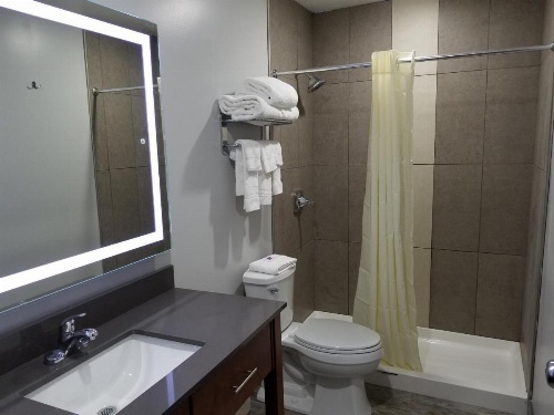 Quality Inn & Suites Watertown Fort Drum image 7